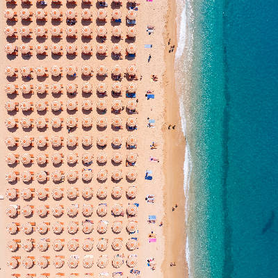 Côte aux parasols