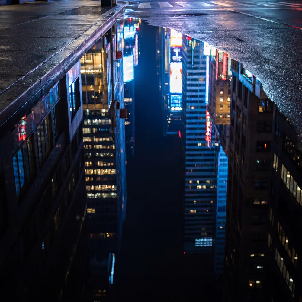 Reflets de gratte-ciel, mise en situation illustrative