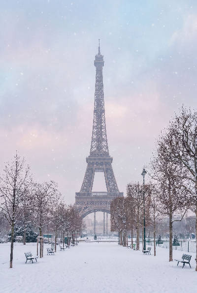 Tour Eiffel sous la neige